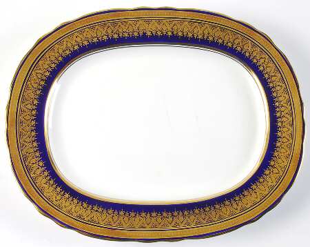 Simcoe (Scalloped) 13" Oval Serving Platter