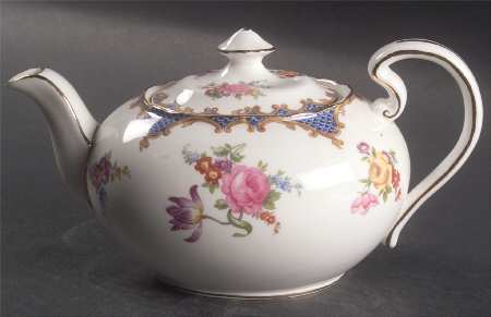 Wilton Blue (Heavy Gold) Teapot & Lid