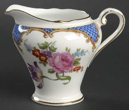 Wilton Blue (Heavy Gold) Mini Creamer