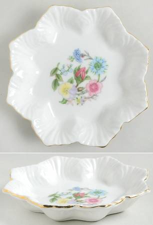 Wild Tudor 5" Sweet Meat Dish