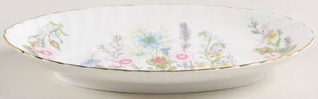 Wild Tudor 8" Oval Fluted Dish