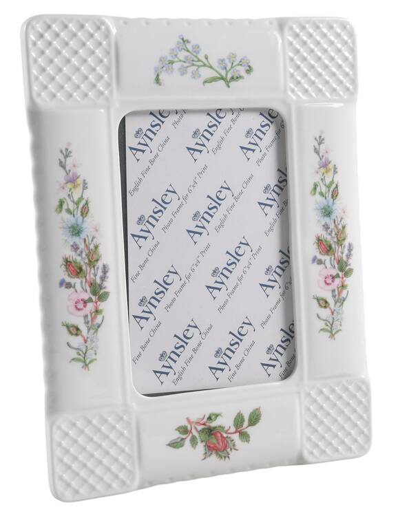 Wild Tudor Frame-Holds 4" X 6"