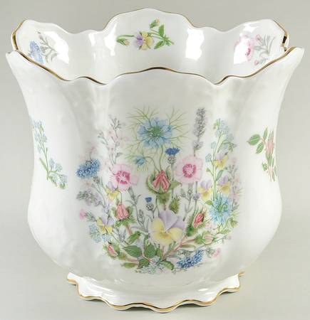 Wild Tudor 6" Victorian Cachepot