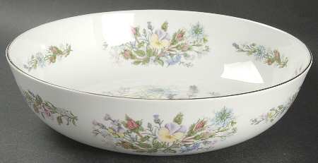 Wild Tudor 9" Salad Serving Bowl