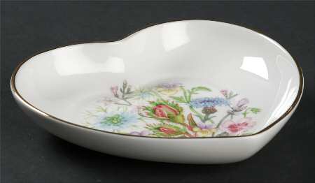 Wild Tudor Heart Shaped Dish