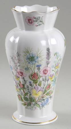 Wild Tudor 9" Edwardian Vase