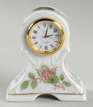 Wild Tudor Small Desk Clock