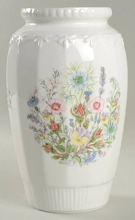 Wild Tudor 8" Georgian Vase