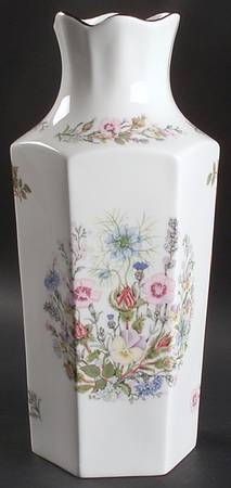 Wild Tudor 12" Vase