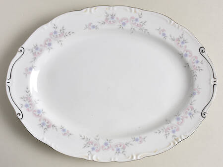 ART11 12" Oval Serving Platter by Arita
