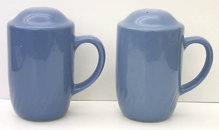 Periwinkle Stove Top Salt & Pepper Set