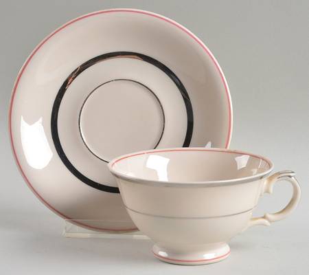 ARA53 Footed Cup & Saucer Set