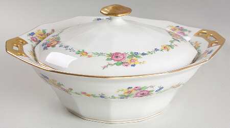AHR292 Round Covered Vegetable by Charles Ahrenfeldt
