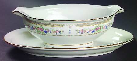 Bridgehampton Gravy Boat & Underplate