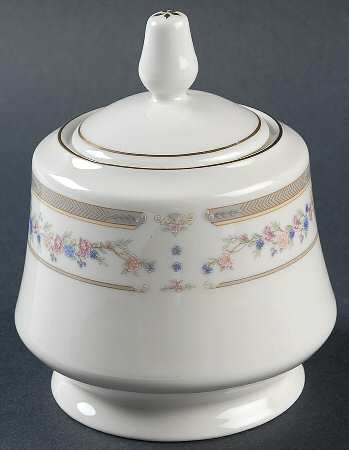 Bridgehampton Sugar Bowl & Lid