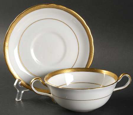 Elizabeth (Scalloped, Verge Line) Flat Cream Soup Bowl & Saucer Set