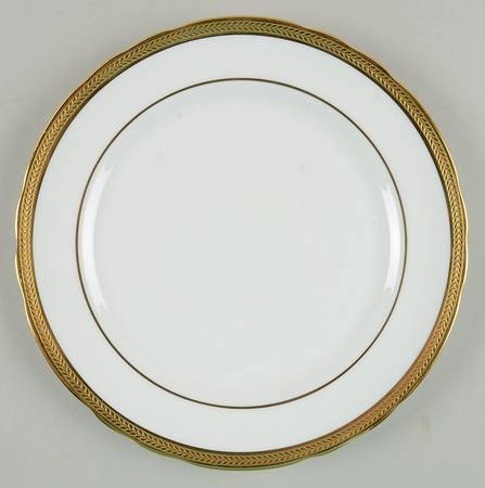 Elizabeth (Scalloped, Verge Line) Salad Plate