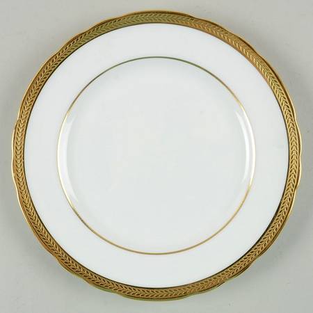 Elizabeth (Scalloped, Verge Line) Bread & Butter Plate