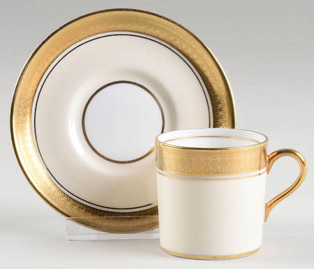Sandringham (Smooth) Flat Demitasse Cup & Saucer Set