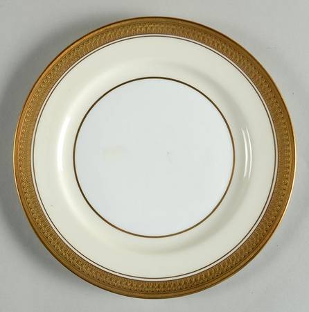 Sandringham (Smooth) Salad Plate