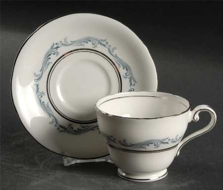 Denver Footed Cup & Saucer Set