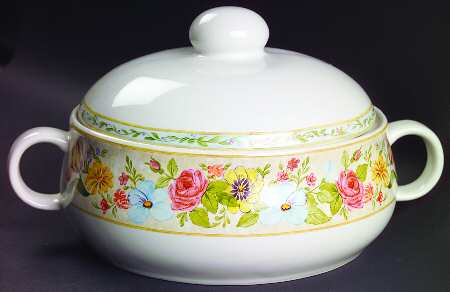 Floral Daze 2 Qt Round Covered Casserole