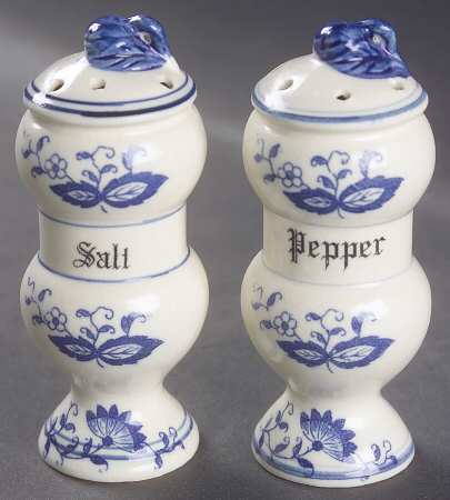 Blue Onion Salt & Pepper Set