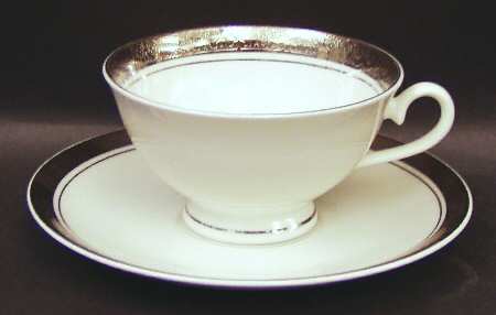 Renee Footed Cup & Saucer Set