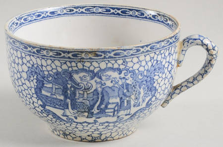Chinese Bird Flat Cup