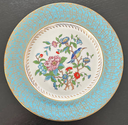 Pembroke (Gold Trim) Dinner Plate
