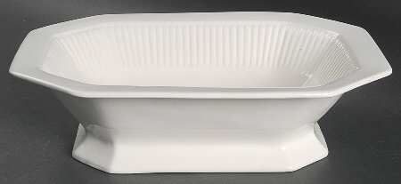 Empress 10" Oval Vegetable Bowl