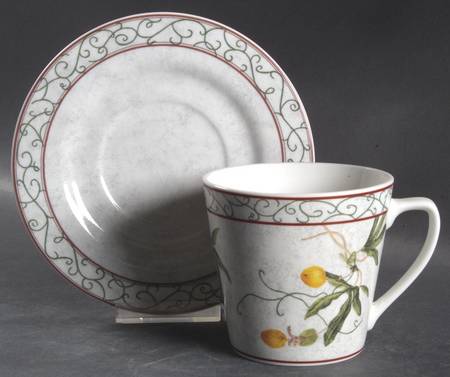 Floral Vine Flat Cup & Saucer Set