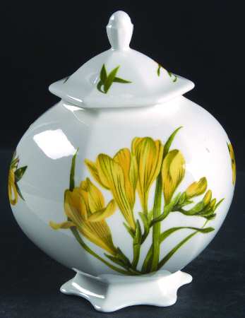 Chelsea Flowers Hexagonal Etruscan Jar & Lid