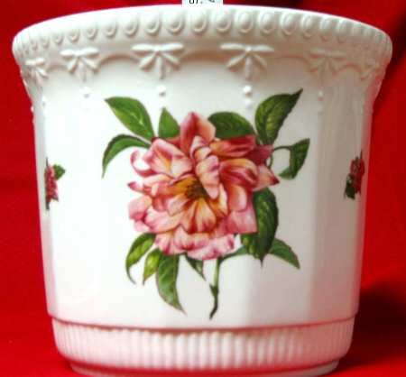 Chelsea Flowers Large Georgian Planter