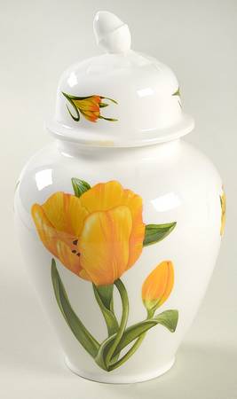 Chelsea Flowers Small Oak Vase & Lid