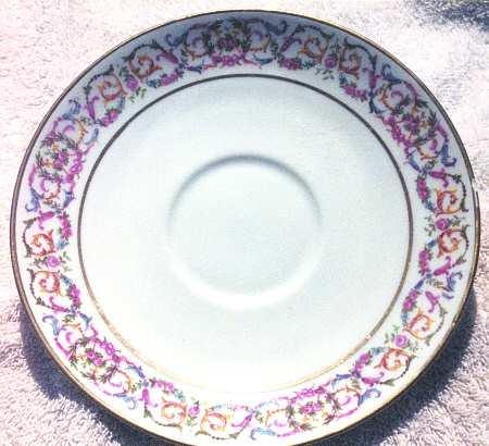 AHR18 Saucer