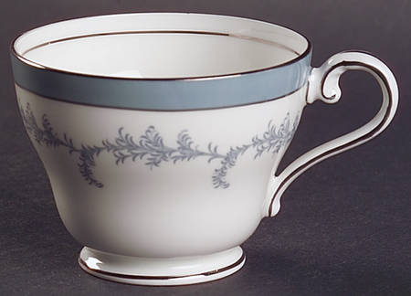 Kenmore (Smooth) Footed Cup