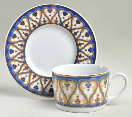 Traditions Flat Cup & Saucer Set