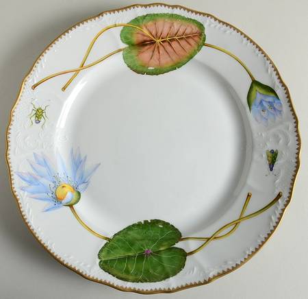 Waterlily Seascape 12" Chop Plate (Round Platter)