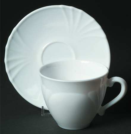 ARP27 Flat Cup & Saucer Set