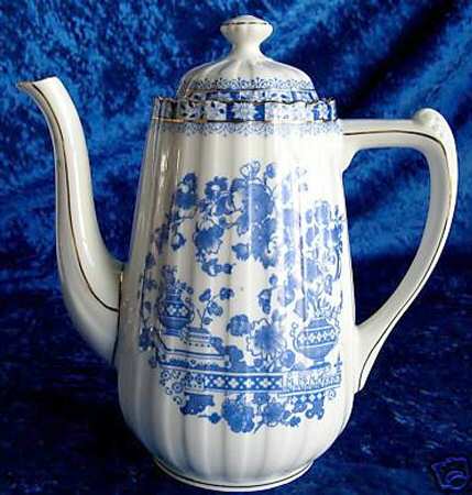 China Blau Teapot & Lid