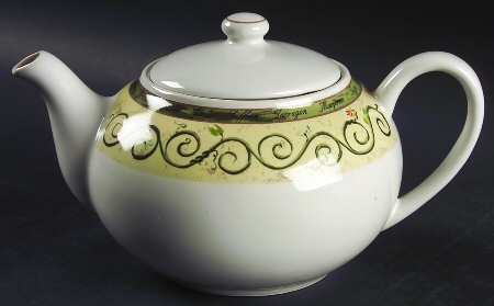 Bouquet Garni Butternut Teapot & Lid