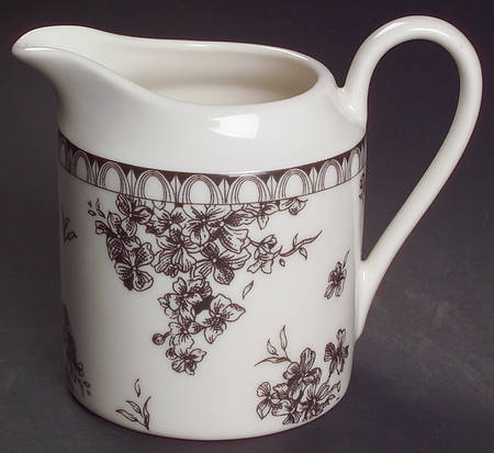 Toile Black Creamer