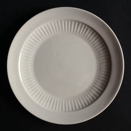 Empress (Cream) Bread & Butter Plate