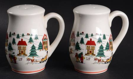 ACT2 Oversized Salt & Pepper Set