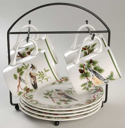 Christmas Woodland 9 Piece Set (4 Mugs, 4 Salad/Desserts & Metal Hld)