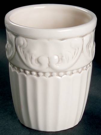Baroque China Bathroom Tumbler