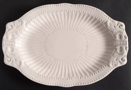 Baroque 18" Oval Serving Platter