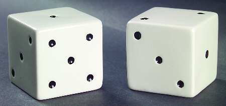 Casino Royale Salt & Pepper Set