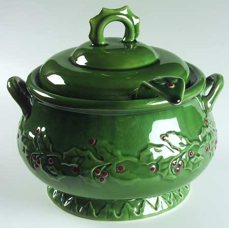 Holly Berry Tureen & Lid w/Ladle